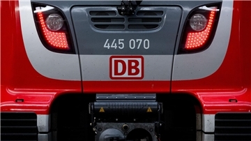 Die Deutsche Bahn will die Tarifgespräche mit der GDL fortsetzen.