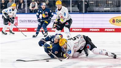 Die dezimierten Pinguins um Felix Scheel machten eine starke Partie und kämpften um jeden Zentimeter, mussten sich am Ende aber dennoch in München geschlagen geben.