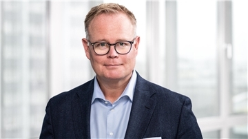 "Die digitale Informationsflut macht es schwer, zu unterscheiden: Was ist wahr, was ist Meinung, was ist Täuschung? Unsere Antwort darauf ist: Sorgfalt, Unabhängigkeit, Transparenz, Nähe und Dialog", sagt Matthias Ditzen-Blanke,
Verleger und Herausgeber der NORDSEE-ZEITUNG.
