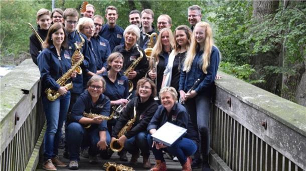 Die East-River-Big-Band aus Heeslingen feiert ihren 20. Geburtstag und lädt aus diesem Anlass zum großen Geburtstagskonzert am Sonntag, 2. Juli, ein.