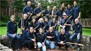 Die East River Big Band freut sich auf das Weihnachtskonzert „Wintersounds“ in der Kirche in Heeslingen.