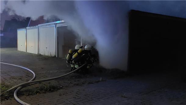 Feuerwehr, Garagenbrand