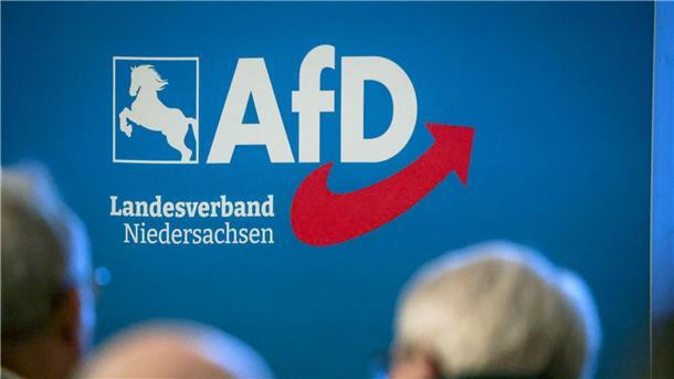 Die Einstufung der AfD als gesichert rechtsextremistisch durch den Verfassungsschutz hat die Umgangsdebatte auch in Niedersachsen befeuert. (Archivbild) 