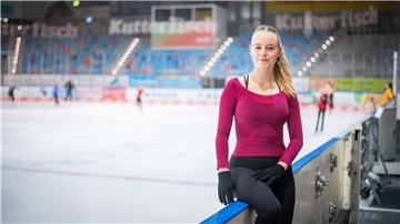 Mandy Eweleit