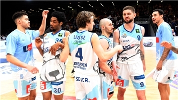 Die Eisbären bewiesen zuletzt Heimstärke und holten in der Stadthalle drei Siege in Folge. Heute ist der Druck groß, gegen die Tigers Tübingen gewinnen zu müssen. Bei einer Niederlage wären die Eisbären raus aus den Playoffs.