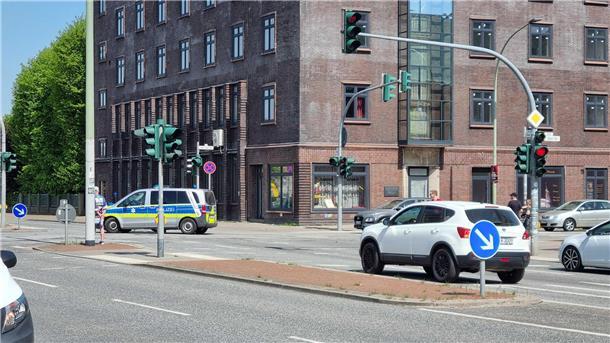 Die Elbestraße musste gesperrt werden.