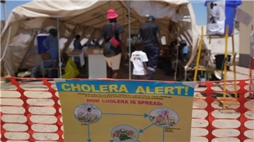 Die Epidemie belaste die Gesundheitssysteme der betroffenen Länder und verdeutliche die Schwächen der Hygiene-Infrastruktur, so Unicef.