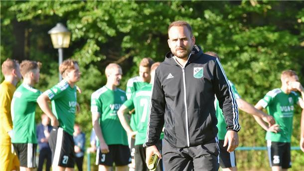 Die Erfolgsserie ist gerissen: Der FC Hagen/Uthlede von Trainer Tjark Seidenberg musste sich in Lüneburg geschlagen geben. 