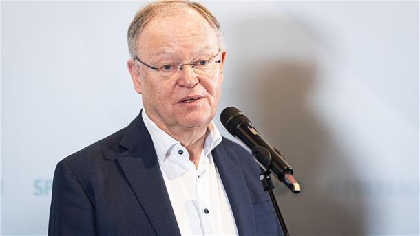 Experte erwartet keinen Politikwechsel in Niedersachsen Die Ergebnisse der Bundestagswahl werden nach Einschätzung eines Politikwissenschaftlers nicht zu großen Veränderungen in der Politik von Niedersachsens Ministerpräsident Stephan Weil (SPD) führen. (Foto Archiv)