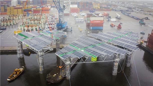 Module des schwimmenden Solarparks Merganser
