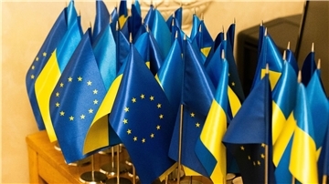 Die EU-Kommission legt einen Bericht über die jüngsten Fortschritte der Ukraine auf ihrem Weg in die EU vor.