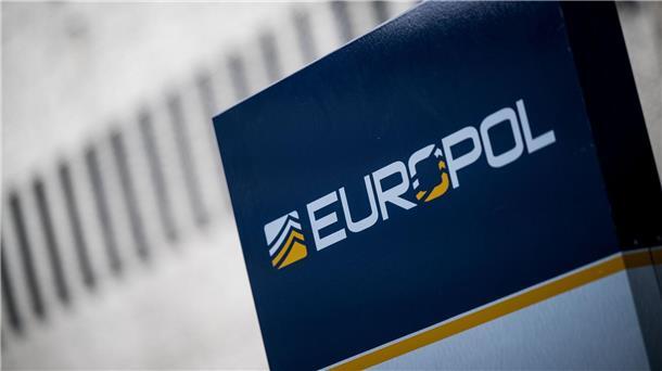Europol: Drogenhandel „aktiver denn je“ Die europäische Polizeibehörde Europol versucht den illegalen Drogenhandel einzudämmen.