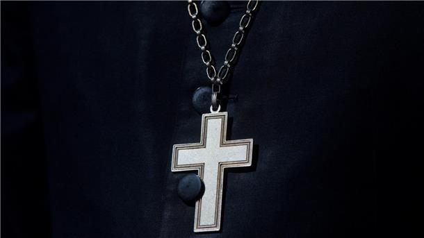 Die evangelisch-lutherische Kirche lädt zum Sonntagsgottesdienst.