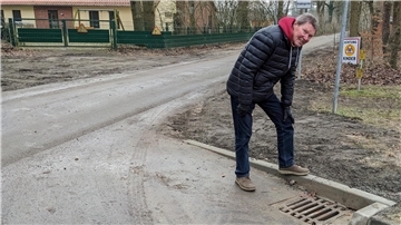 Die Fertigstellung der Entwässerung an der Kreuzung Alte Parkstraße/Zum Walde gehört zu den erfreulichen Neuigkeiten der Wulsbütteler Einwohnerversammlung. Ortsvorsteher Hannes Mahlstedt (SPD) bekam jedoch bei der Versammlung zahlreiche Anregungen zu hören.