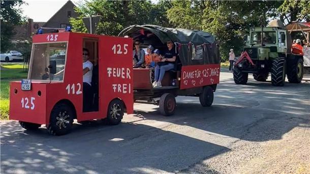 Die Feuerwehr Elmlohe hat schon zwei Mal an den Herausforderungen der Firefighter Combat Challenge in Bremerhaven teilgenommen und bot diesen Wettkampf jetzt auch beim Jubiläum zum 125-jährigen Bestehen für alle Gäste an.