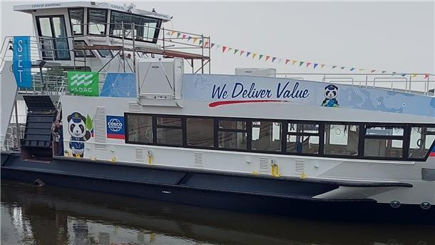 Das Fährschiff "Finkenwerder"