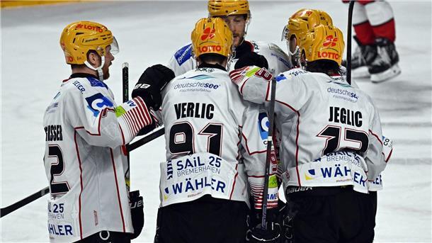 Bremerhaven verkürzt in DEL-Playoffs gegen Kölner Haie Die Fischtown Pinguins aus Bremerhaven freuen sich im vierten Viertelfinale gegen Köln über den ersten Erfolg.