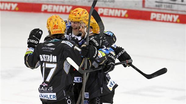 Kölner Haie zittern ums DEL-Halbfinale - Ingolstadt führt Die Fischtown Pinguins aus Bremerhaven jubeln über den erneuten Sieg über die Kölner Haie.