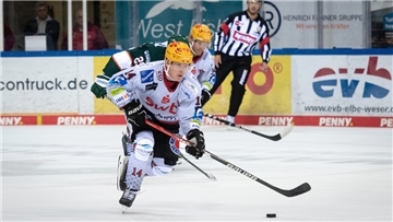 Die Fischtown Pinguins (hier Ross Mauermann) spielen nun gegen Krefeld.