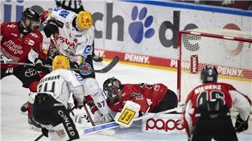 Eishockeyspieler in Aktion