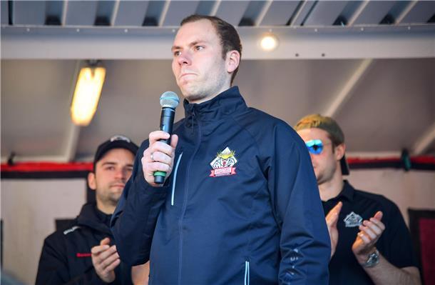 Die Fischtown Pinguins verabschieden sich vor und mit ihren Fans aus der Saison ...