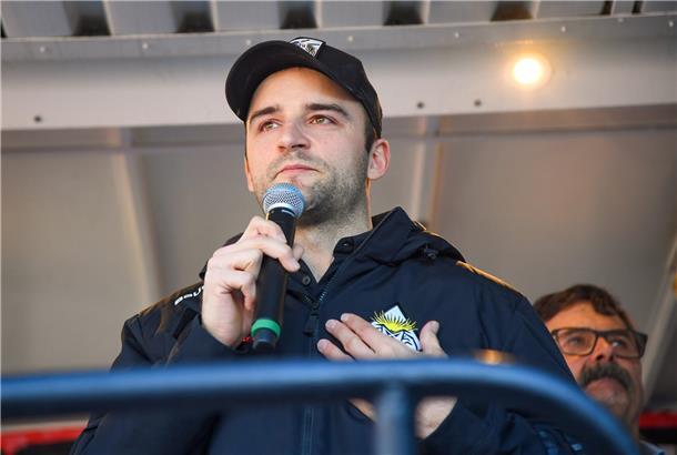 Die Fischtown Pinguins verabschieden sich vor und mit ihren Fans aus der Saison ...