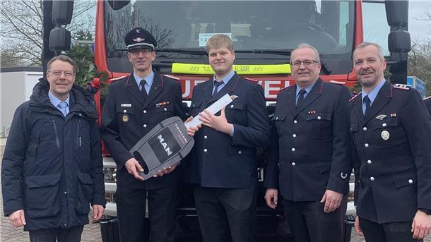 Die Freiwillige Feuerwehr Elsdorf freut sich über ein neues Einsatzfahrzeug.