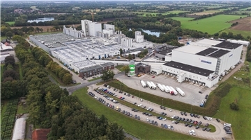 Die fünf genossenschaftlichen Molkereien – darunter die Molkerei Ammerland und das Deutsche Milchkontor - verarbeiteten 2024 rund 7,8 Milliarden Kilogramm Milch.