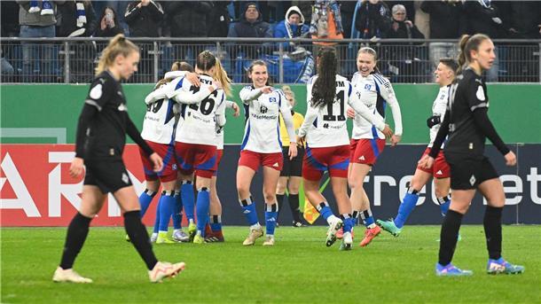 Pokalspiel der HSV- und Werder-Fußballerinnen ausverkauft Die Fußballerinnen des HSV werden im Pokal-Halbfinale vor einer nationalen Rekordkulisse spielen.
