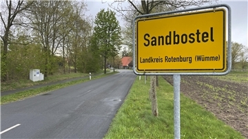 Die Gemeinde Sandbostel plant für dieses Jahr ein Haushaltsplus von 164.000 Euro ein. Zu den Investitionsmaßnahmen in Höhe von 245.000 Euro zählt der Bau von Querungshilfen an den Durchgangsstraßen von Sandbostel und Ober Ochtenhausen.
