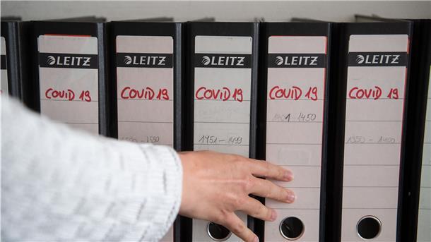 Die Gesundheitsämter haben während der Pandemie viel zu tun. Studenten untersuchten jetzt, wie zufrieden die Bürger mit der Arbeit sind.