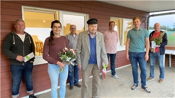Die gewählten und geehrten Mitglieder des TSV Düring.
