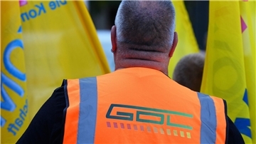 Die Gewerkschaft Deutscher Lokomotivführer (GDL) will bei der Bahn bis zu fünf Tage streiken, heißt es nun.