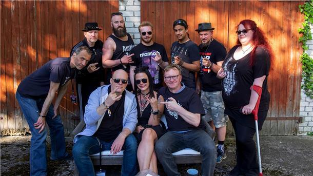 (Mit großer Bildergalerie) Harte Riffs und heiße Stimmung beim Rock House Festival (Mit großer Bildergalerie) Harte Riffs und heiße Stimmung beim Rock House Festival