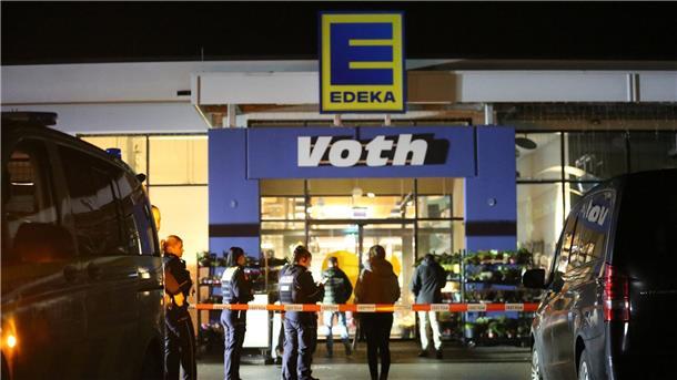 Jugendlicher bei Streit in Supermarkt tödlich verletzt Die Hintergründe des tödlichen Streits waren zunächst unklar.