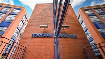 Blick auf die Hochschule Bremerhaven.