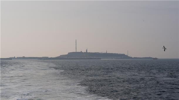 Fährbetrieb nach Helgoland eingeschränkt Die Hochseeinsel Helgoland ist am Freitag schlecht zu erreichen gewesen. (Archivbild)