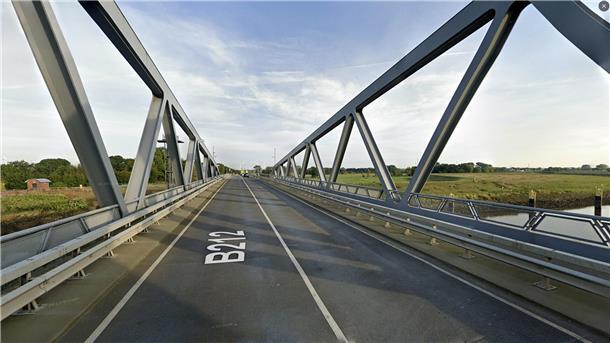 Die Huntebrücke zwischen Berne und Elsfleth bleibt am Donnerstag für den Verkehr geschlossen.