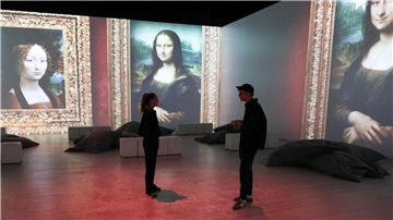 Die immersive Ausstellung in Hamburg will die Besucher mitnehmen auf eine Reise durch das Leben von Leonardo da Vinci.
