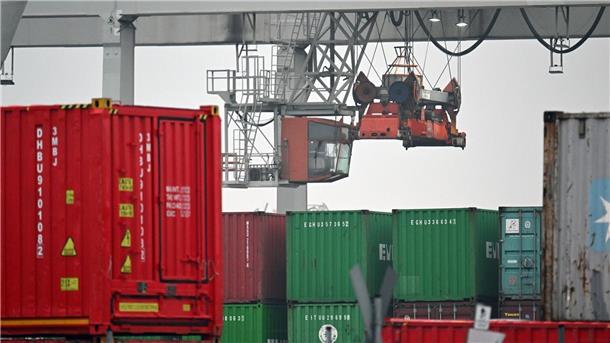 „Ein gebrauchtes Jahr“ für die Exportwirtschaft Die Importe sind 2023 im Vergleich zum Vorjahr um 9,7 Prozent auf 1352,5 Milliarden Euro gesunken (Symbolbild).