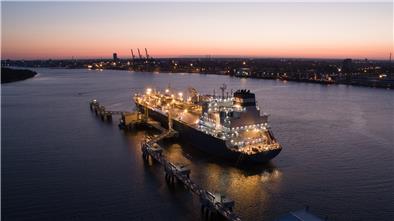 Die "Independence" vor Klaipeda: Dieses schwimmende Terminal zur Anlandung von Flüssiggas hat Litauen schon 2014 unabhängig von russischem Gas gemacht.