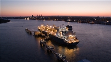 Die "Independence" vor Klaipeda: Dieses schwimmende Terminal zur Anlandung von Flüssiggas hat Litauen schon 2014 unabhängig von russischem Gas gemacht.