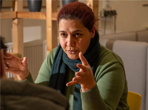 Maryam Sadeghi ist 2019 aus der iranischen Metropole Teheran mit Mann und Kindern nach Bremerhaven gekommen.