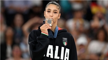 Die Italienerin Sofia Raffaeli gewann bei den Olympischen Spielen 2024 Bronze.