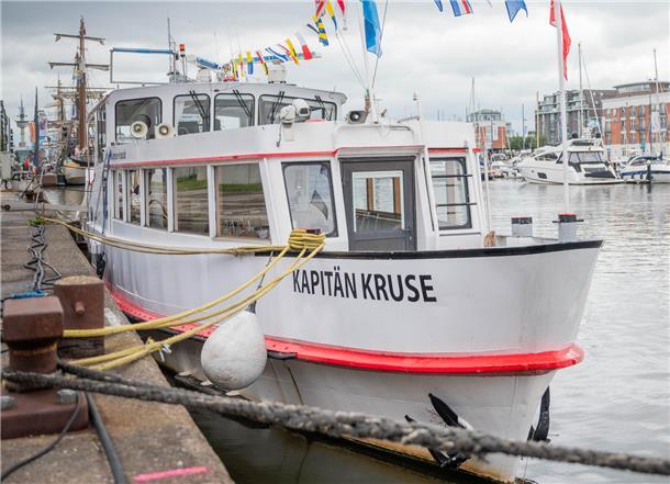 Die „Kapitän Kruse“ ist das einzige Fahrschulschiff in der Region. Ihr Heimathafen ist Oldenburg.