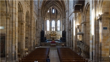 Die katholische Kirche hat Schwierigkeiten, ihre Bischofsämter zu besetzen.