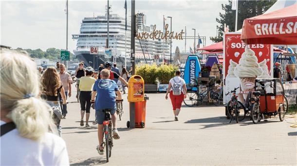 Kieler Woche: Schon viel los an der Förde Die Kieler Woche beginnt.