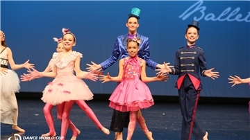 Die Kinder-Musicalgruppe der Tanz-Etage tanzte und sang sich auf den neunten Platz.