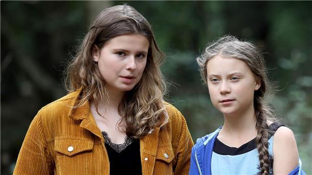 Neubauer zu Klimademos am Freitag: „Druck machen“ Die Klimaschutzaktivistinnen Luisa Neubauer (l) und Greta Thunberg stehen zusammen im Hambacher Forst.
