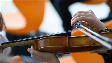 Die Konzertbesucher können sich unter anderem auf virtuos vorgetragene Geigenmusik freuen.